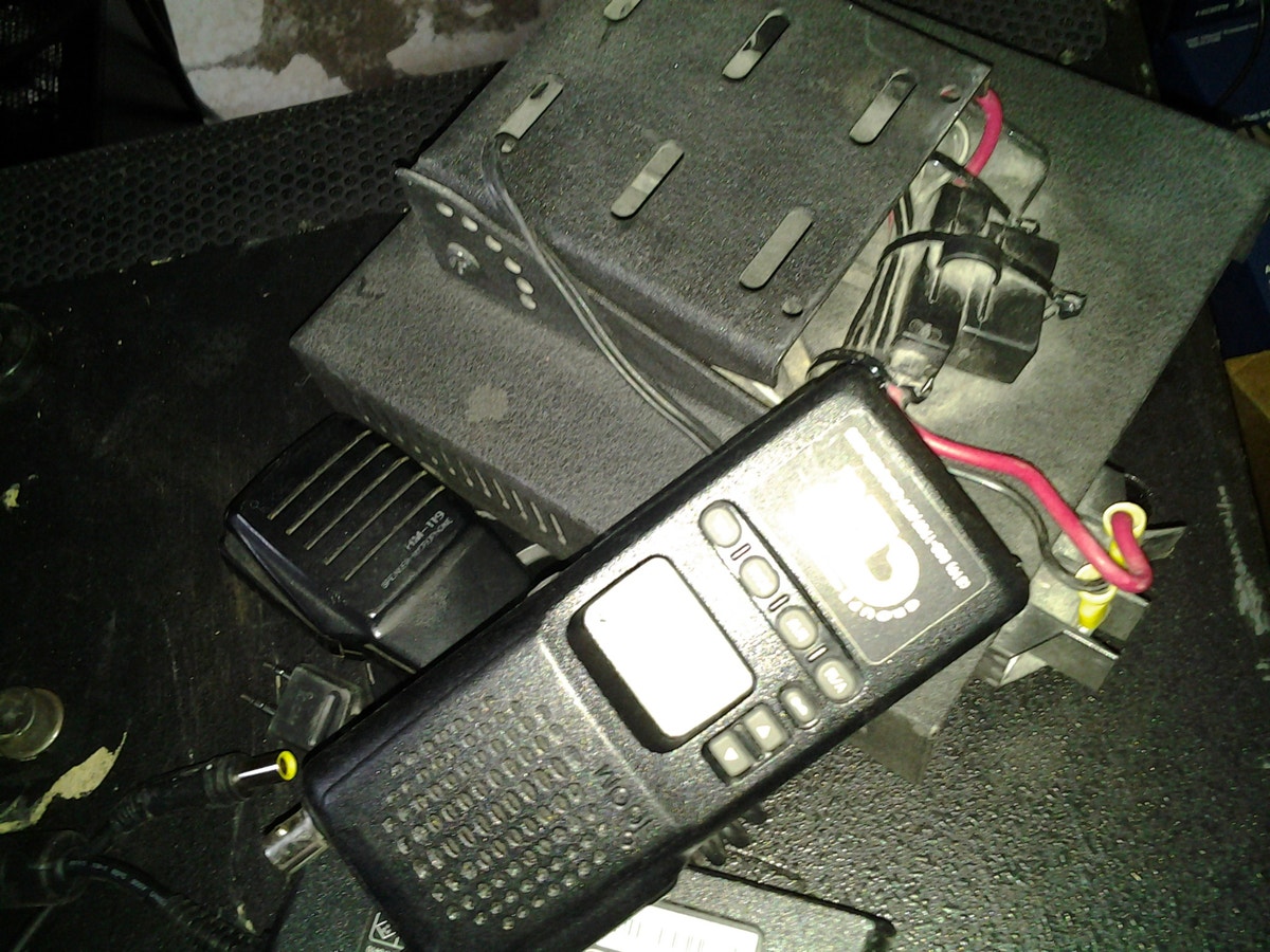 Icom IC-A4 AIR Band Aviation VHF Handheld Comm Transceiver Radio, photo 1