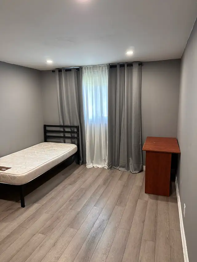 Private Room for  Rent in Room Rentals & Roommates in Kitchener / Waterloo - Image 3