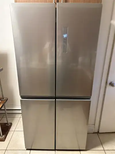 Réfrigérateur Frigidaire 4 portes 33", View more