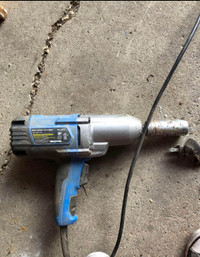 Corded 7.5 A Impact wrench