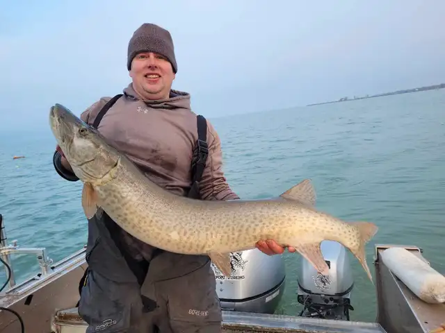Musky Fishing Lake St Clair63838169612803124
