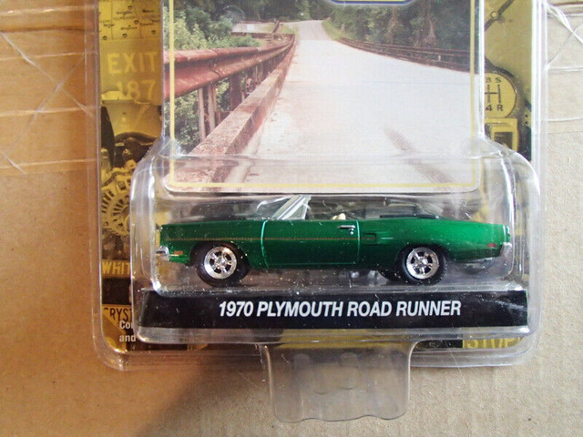 1:64 Greenlight County Roads S 1 1970 Plymouth Road Runner gm in Toys & Games in Sarnia - Image 2