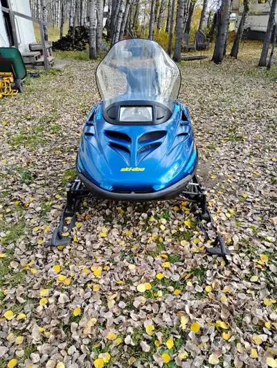 SALE PENDING!! Selling for my Sister a 2001 440 Ski-Doo Touring LE 2-up. The sled hasn't been run or...