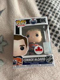 Funko Pop Edmonton Oilers Connor McDavid Canada Exclusive #05
