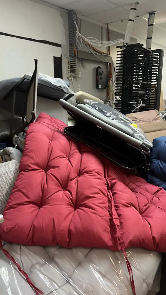 $1-$10, brand new outdoor cushions in Patio & Garden Furniture in Markham / York Region - Image 5