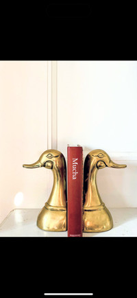 Goose heads bookends 
