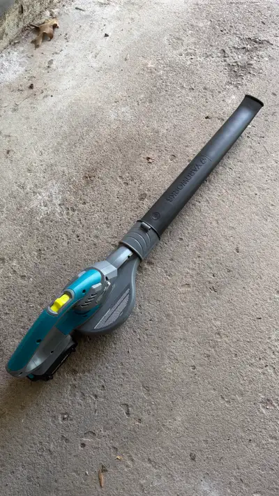 Yardworks 20V Max Trimmer and Blower Combo, View more
