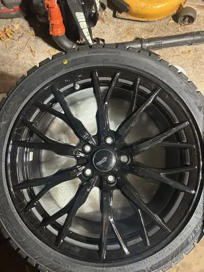 NO TAX PRIVATE SALE 225/45/18 new landspider winter tires on new aluminum rims with tpms sensors. 5x...