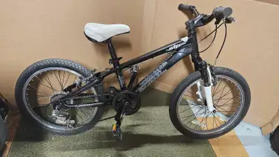 Giant STP 125, View more