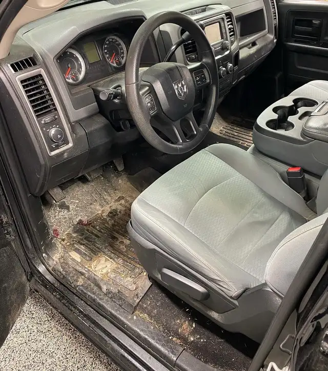 Car detailing504926300547983363