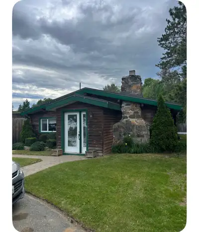 Pan abode log home on outskirts of Espanola. Slab on grade - no stairs. Metal tile roof. 1800sq ft o...