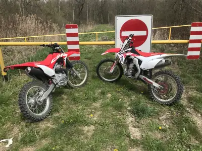 Needs brakes done and shifter seal other than that it rips, last year before the electric start.