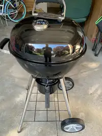 Napoleon charcoal BBQ 