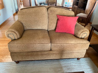 Love Seat, Ginger Colour