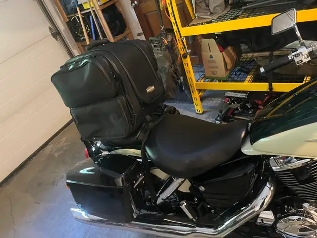 1998 Honda Shadow Aero 1100 in Street, Cruisers & Choppers in Edmonton - Image 4