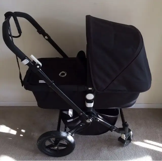 bugaboo cameleon stroller in Strollers, Carriers & Car Seats in Markham / York Region - Image 7