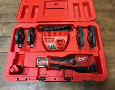 Milwaukee M12 FORCE LOGIC Press Tool Kit 1/2, 3/4, 1, 1-1/4, View more