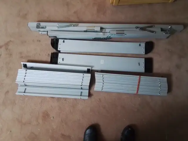 Folding aluminium table CampArt Travel in Other Tables in Ottawa - Image 4