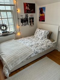 AWESOME TWIN BED with STORAGE - HEY STUDENTS!!!
