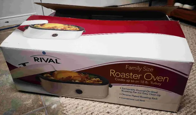 Rival Family Size Roaster Oven in Microwaves & Cookers in Oakville / Halton Region - Image 2