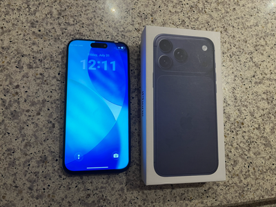 Brand New Iphone 17 Pro Max 1 TB (Bought at Apple Store), View more