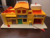 Vintage 1973 Fisher Price Play Family Village (2 Buildings)