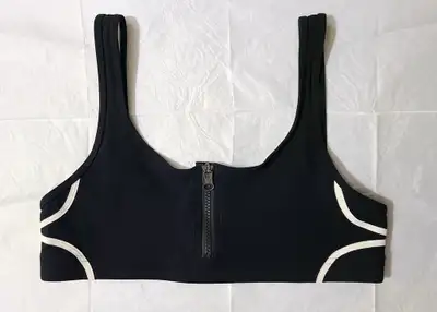 NWOT - Lululemon - (Size M) Zip Up Women's Sports Bra, View more