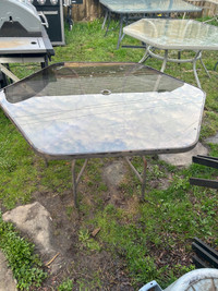 Patio table *delivery available*