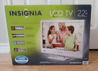 WHITE Insignia LCD TV 22"