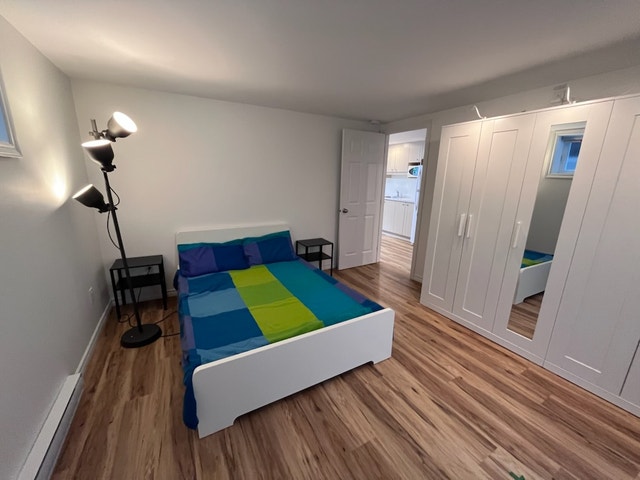 3 1/2 meublé, électricité et chauffage inclus à louer — photo 2