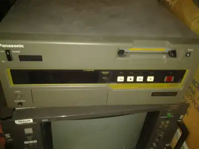 Panasonic AJ-D450 DVCPRO (DVCAM/DV) Professional Video Tape Reco, View more