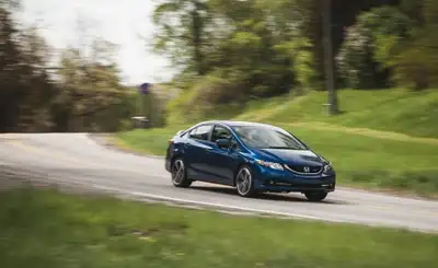 Looking for a 2014 or 2015 honda civic si sedan. Not interested in coupes. May consider a 2013. Let...