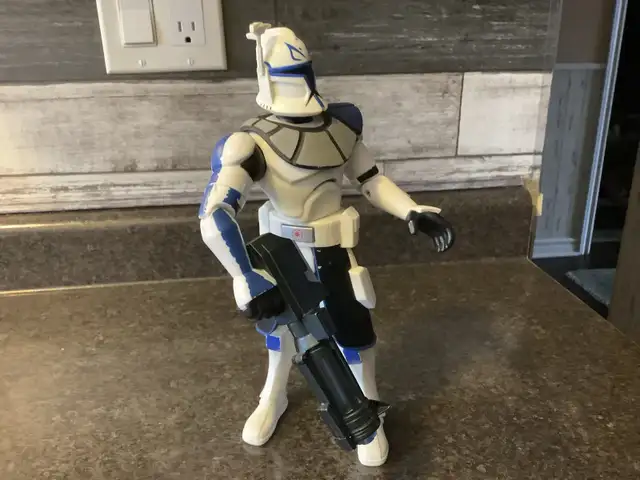 STAR WARS 10” TALKING CLONE WARS CLONE TROOPER CAPTAIN REX in Toys & Games in London - Image 6