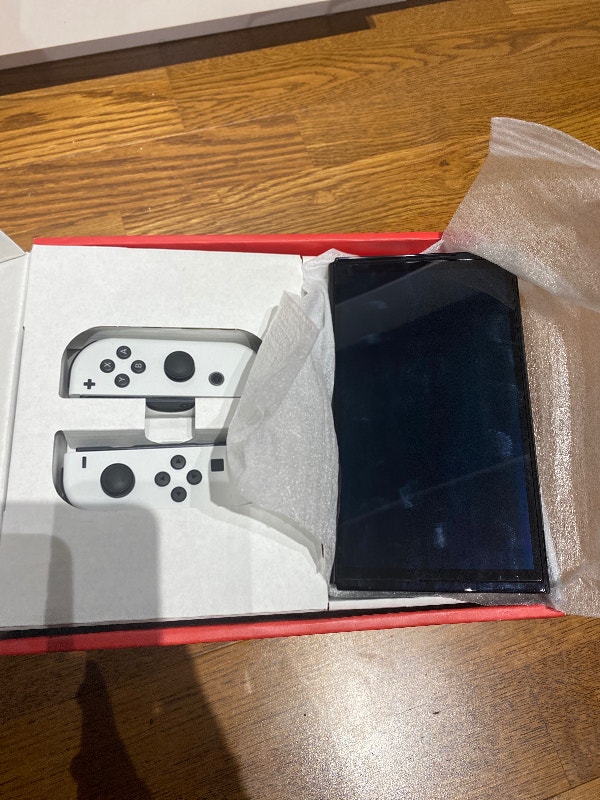 NINTENDO SWITCH OLED + Pro Controller + Metroid Dread Nintendo Switch