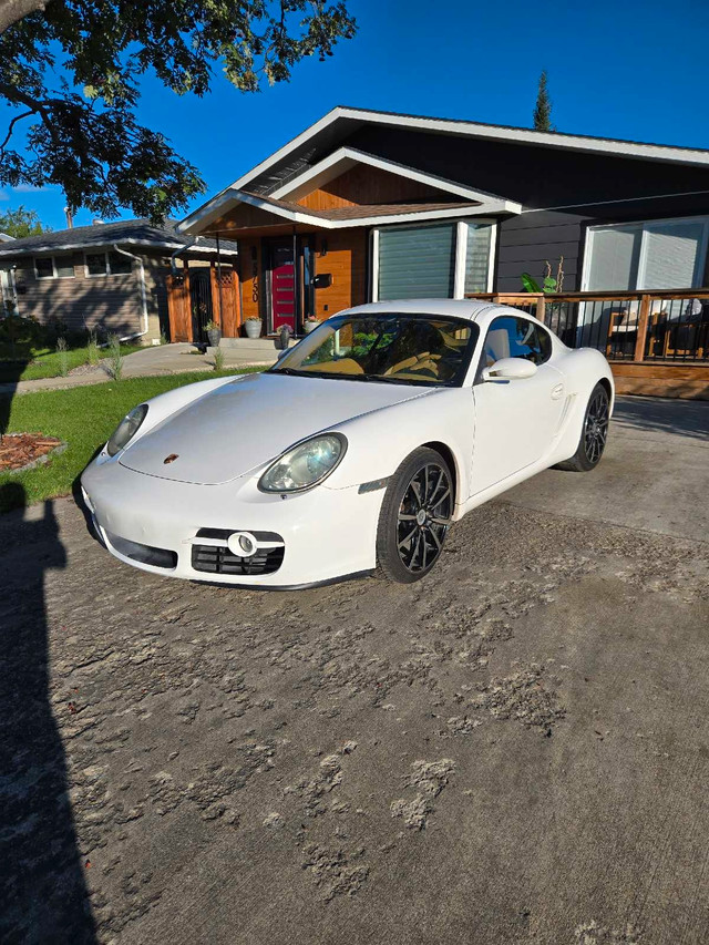 Beautiful Porsche Cayman in Cars & Trucks in Red Deer - Image 2