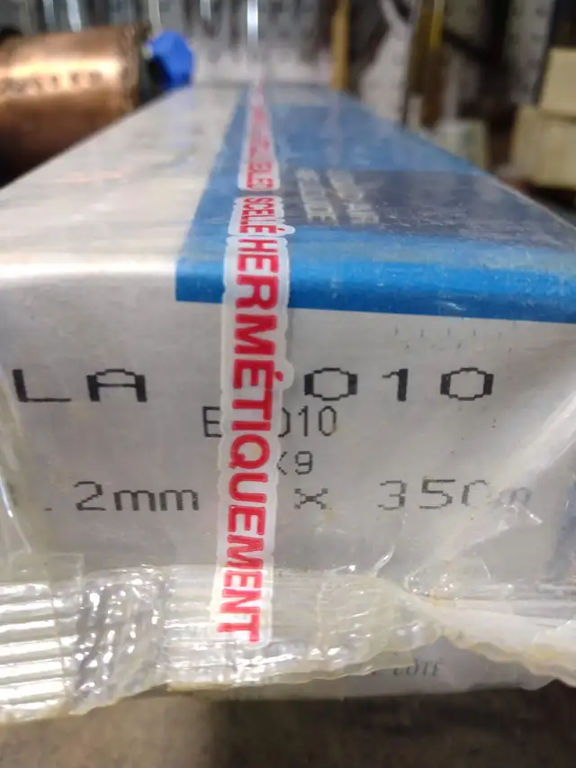 WELDING RODS SEALED BOXES in Other in Belleville - Image 7