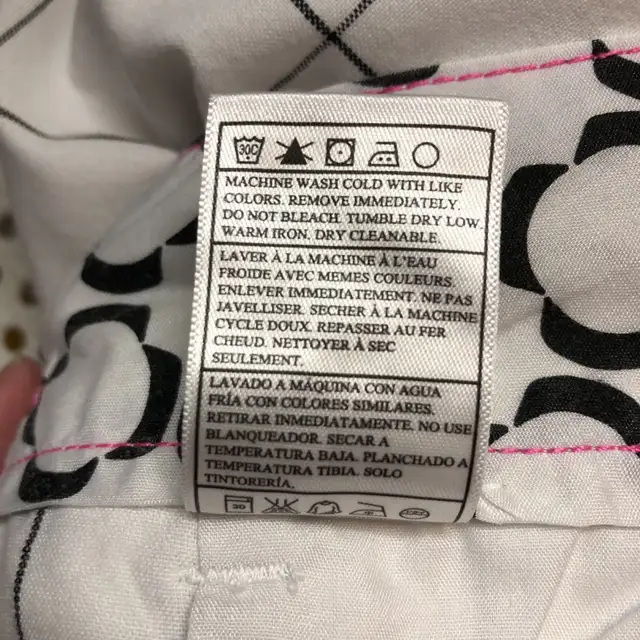 NWOT Hurley shorts - Size 11 in Women's - Bottoms in Barrie - Image 8