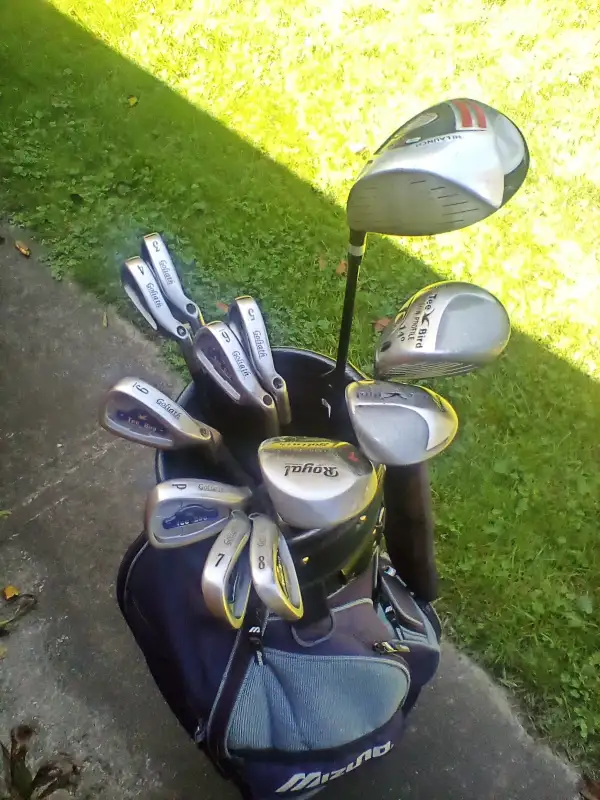 Golf clubs in Golf in Sarnia - Image 2