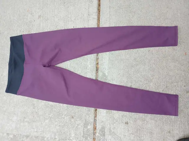 Leggings Fabletics Women XS NEW