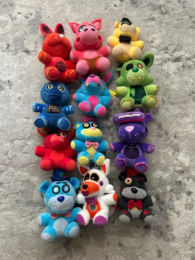 Five nights at Freddie's stuffies (not authentic), View more