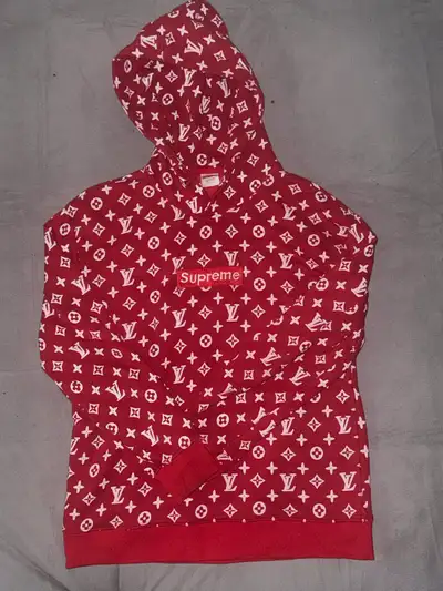 Supreme Louis Vuitton hoodie , View more