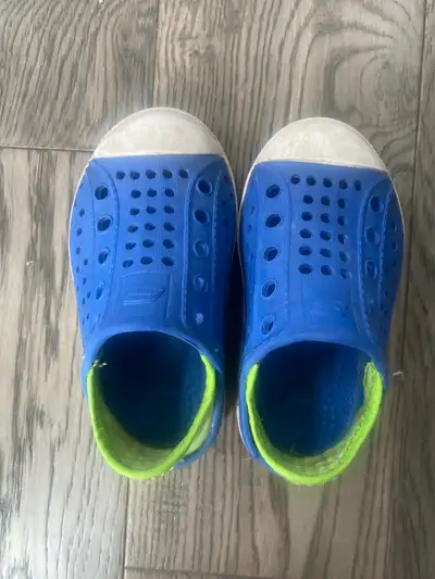 Sketchers native like shoes toddler size 6 , View more