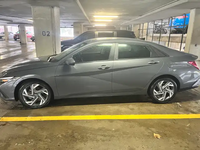 Hyundai Elantra 2024