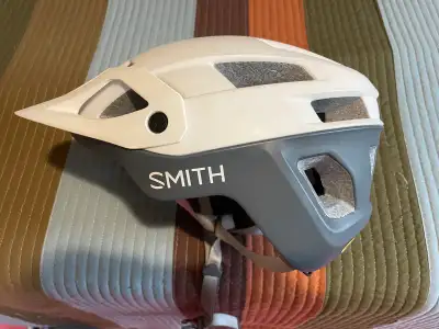 Smith Optics Engage MIPS Helmet. Very Good Condition, View more