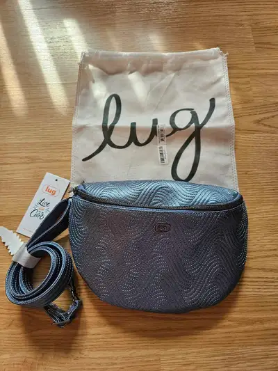 Lug Tumble belt bag, NWT, View more