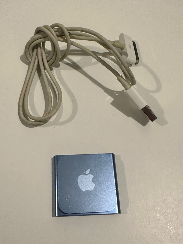 iPod nano 6th gen in iPods & MP3s in Moncton - Image 2