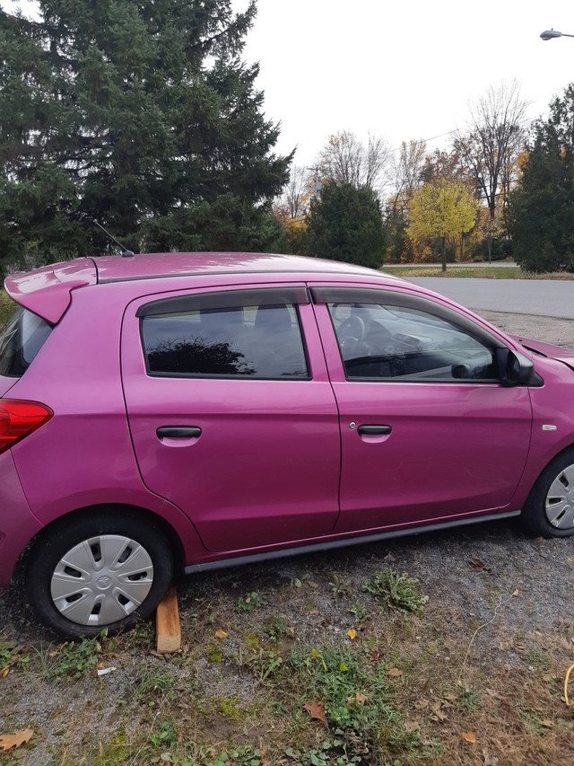 2015 Car for sale super low mileage. in Cars & Trucks in Gatineau - Image 2