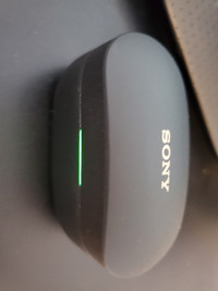 Sony wireless WF-1000XM4 ear Buds 