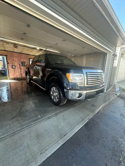 I will not intertain offers online. See the truck first and we can talk. REASON FOR SELLING: Extra V...