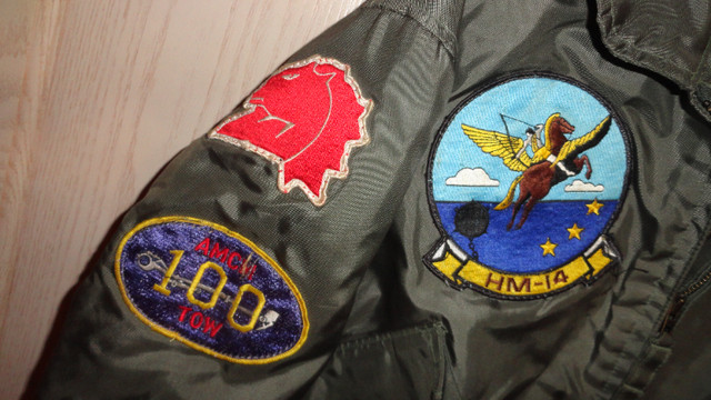 US Navy HM14 The Vanguard Squadron Helo Patched Flight Jacket XL in Arts & Collectibles in Kawartha Lakes - Image 3